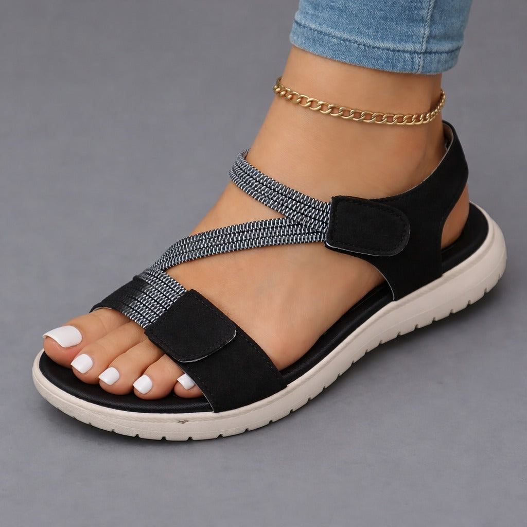 Black / 12